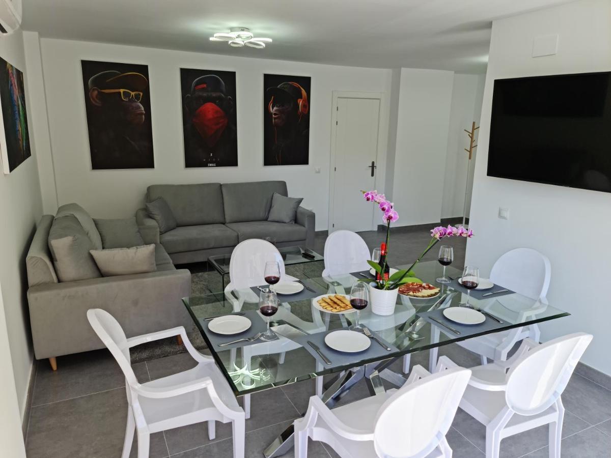 Modern 3 Bedroom Luxury Apartment In Торремолінос Екстер'єр фото